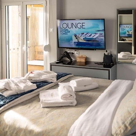 "Elegance" Central Luxury Apartment Pireusz Kültér fotó