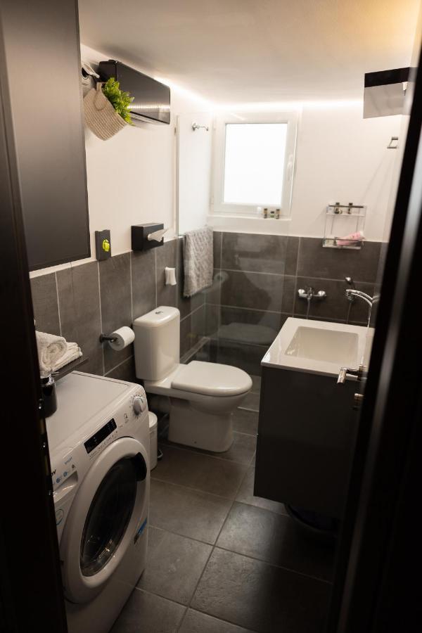 "Elegance" Central Luxury Apartment Pireusz Kültér fotó