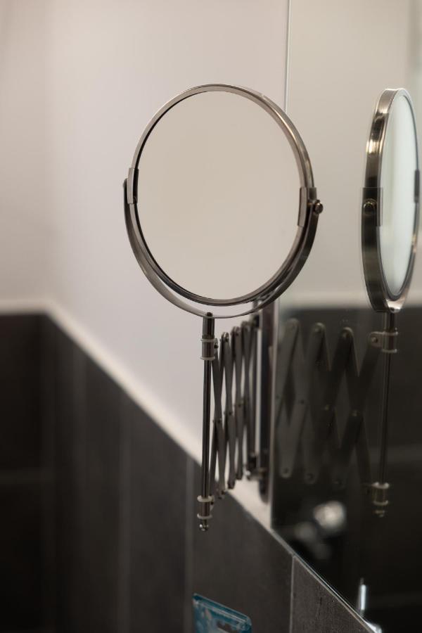 "Elegance" Central Luxury Apartment Pireusz Kültér fotó