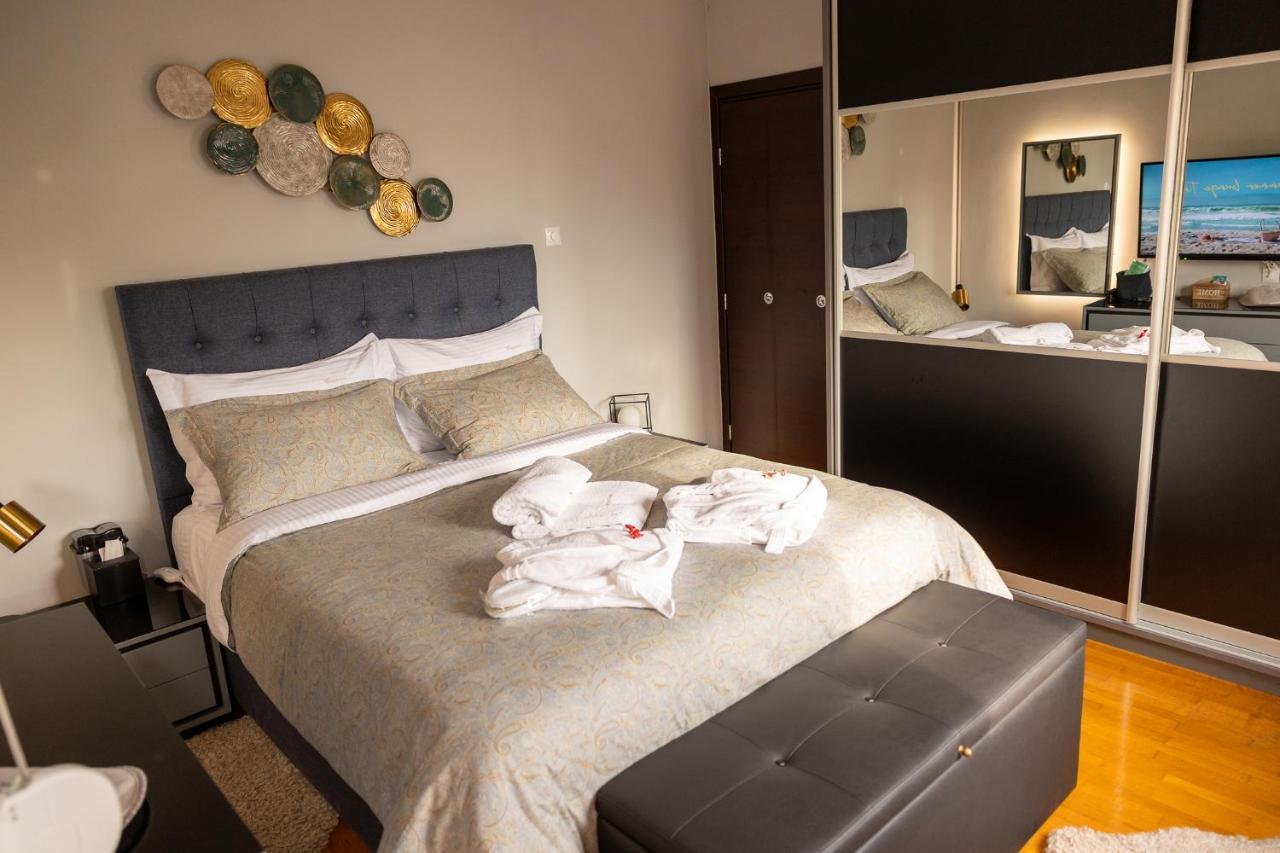 "Elegance" Central Luxury Apartment Pireusz Kültér fotó